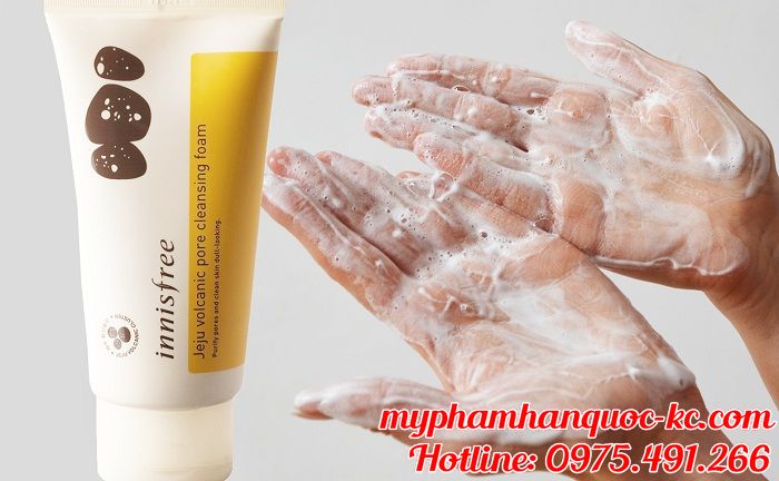 sua-rua-mat-innisfree-jeju-volcanic-pore-cleansing-foam-4_result
